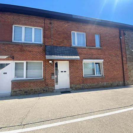 1-C Superbe Appartement Tres Calme Et Bien Decore 沙勒罗瓦 外观 照片